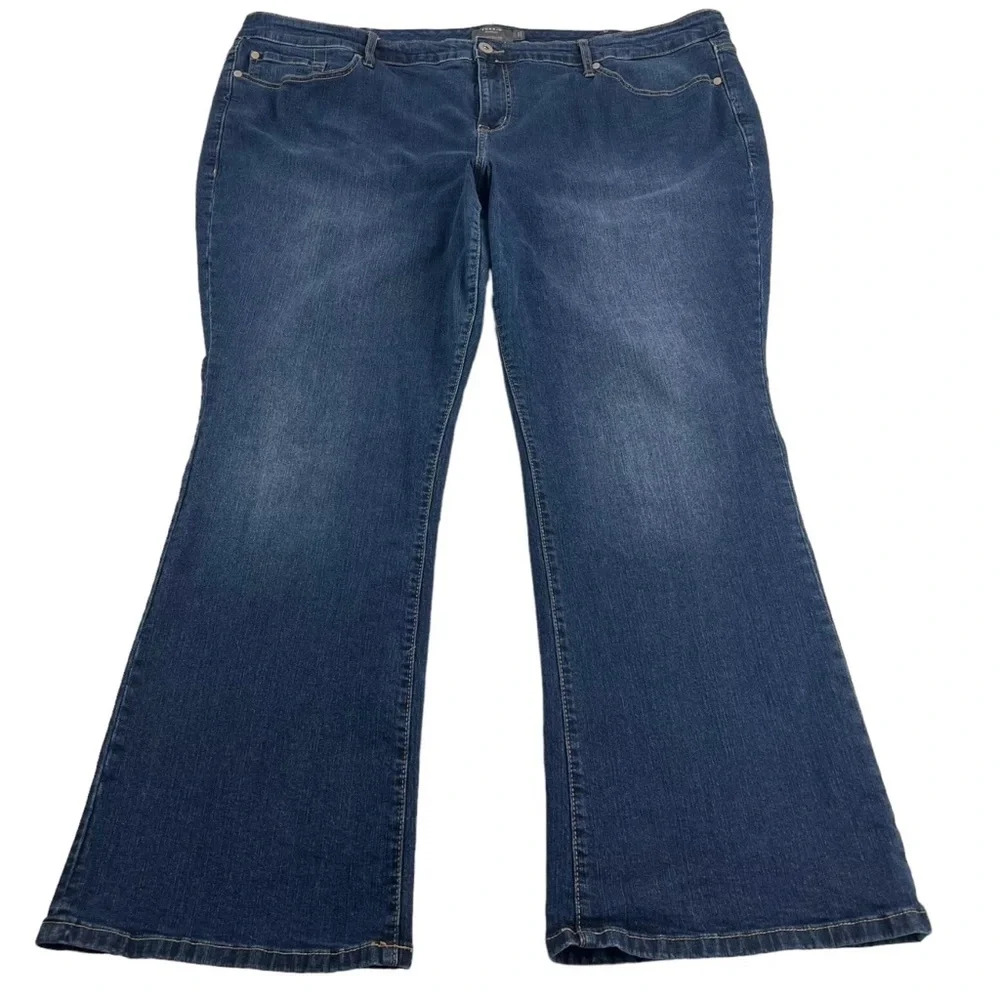EUC Like New Torrid First at Fit Slim Bootcut Jeans size 20